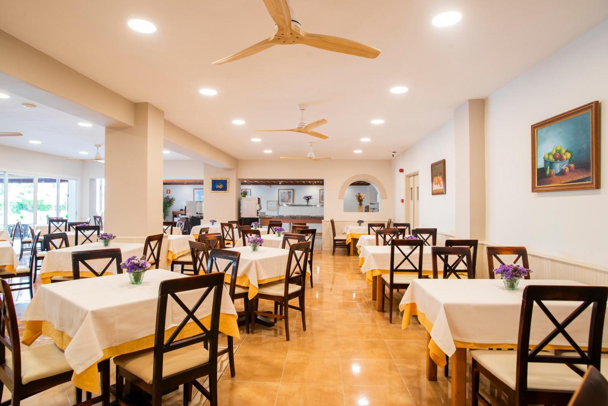 Hotel Mar Y Huerta Es Cana